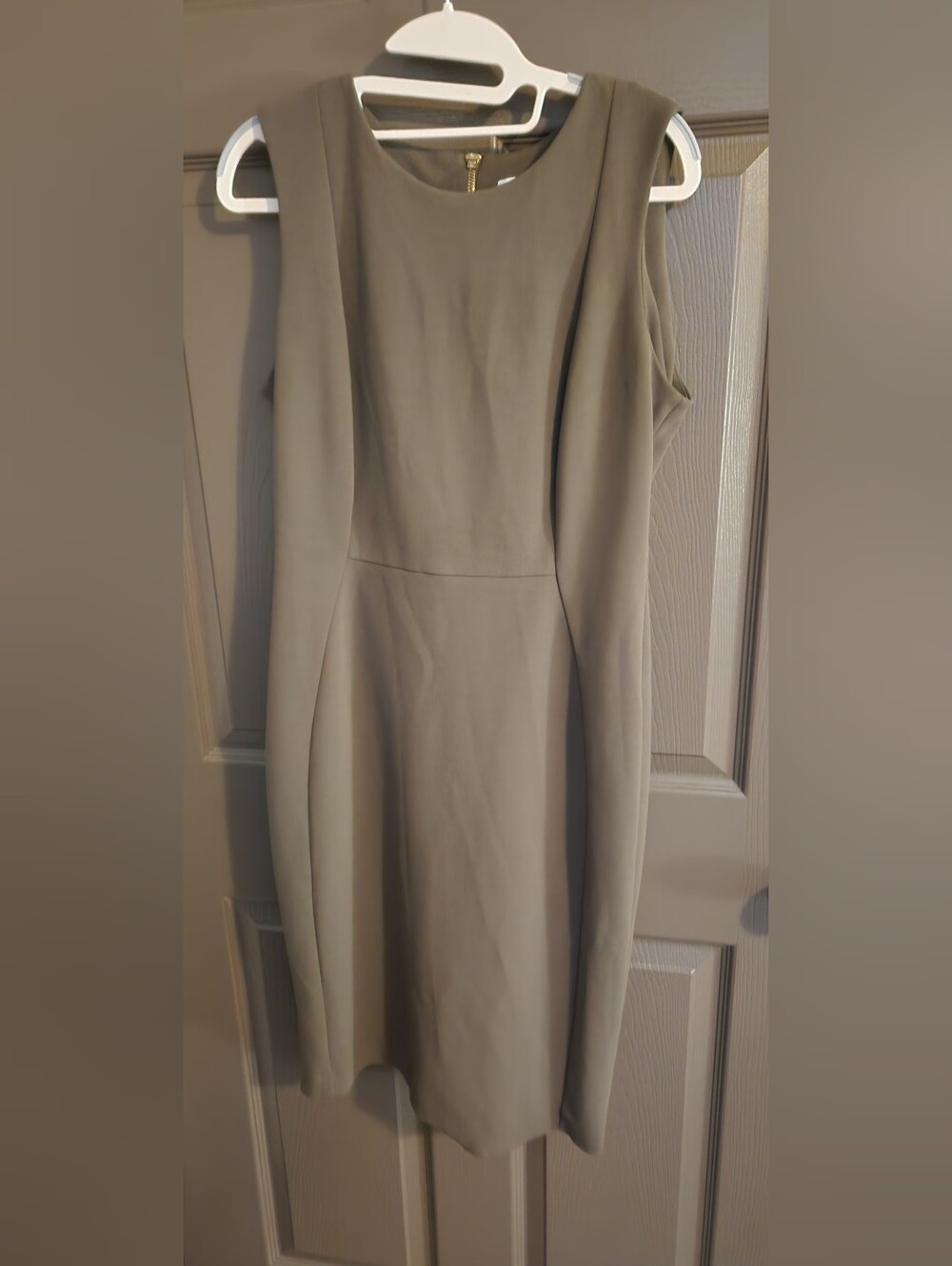 Calvin Klein Classic Sleeveless Sheath Dress in Olive Gray